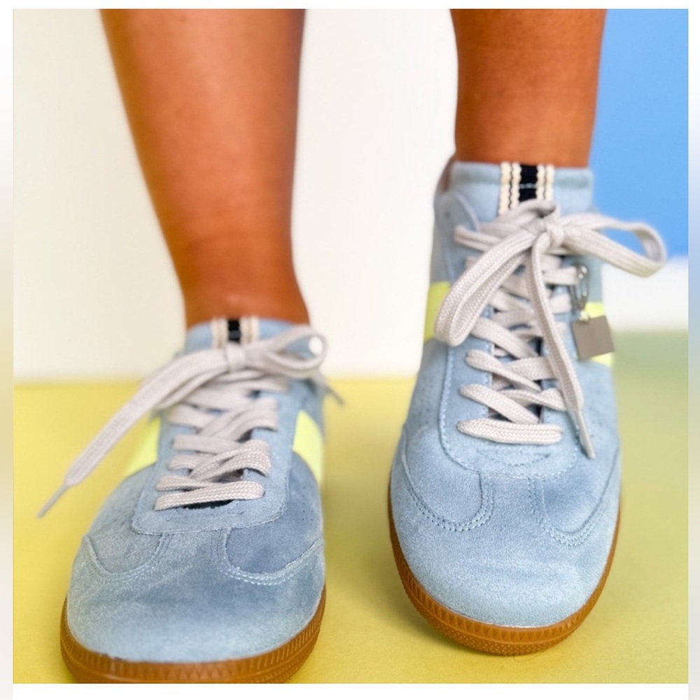 NEW IN BOX THE SYDNEY SNEAKERS LIGHT BLUE & LIME